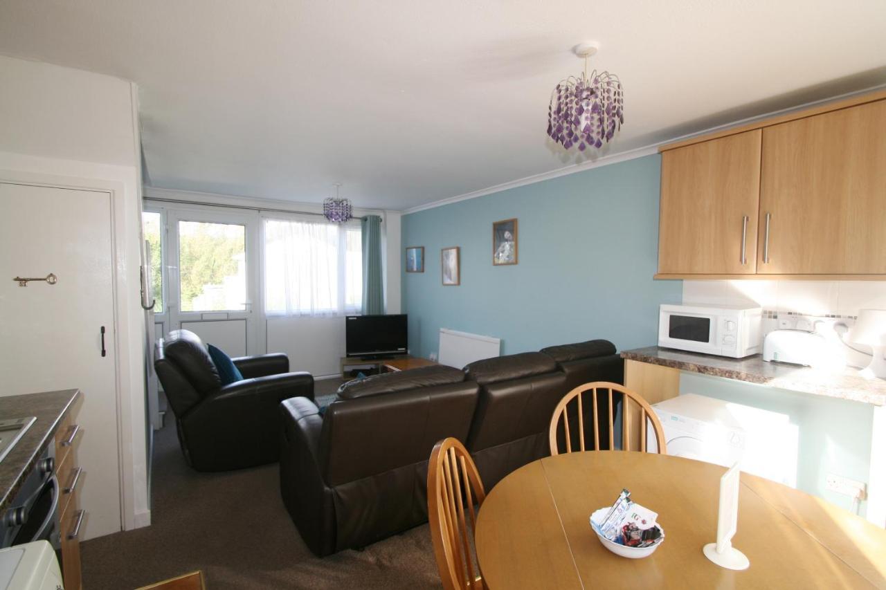 Freshwater Bay Holiday Cottages ペンブローク エクステリア 写真