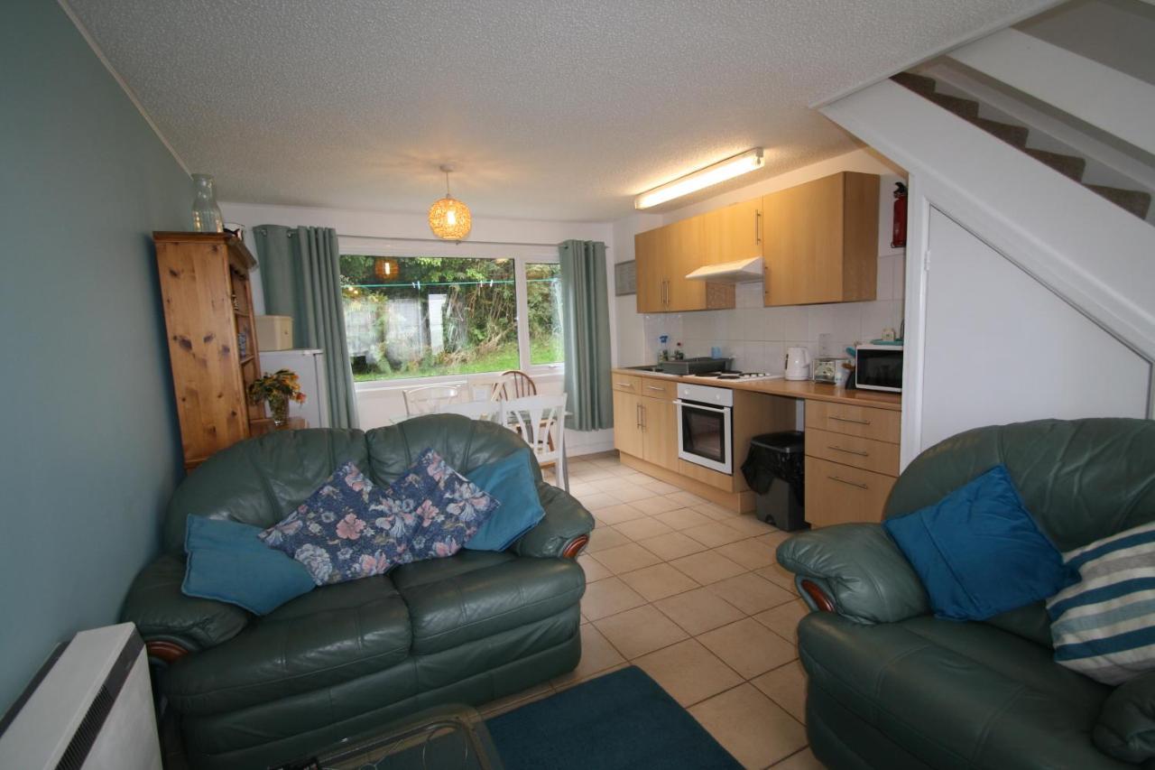 Freshwater Bay Holiday Cottages ペンブローク エクステリア 写真