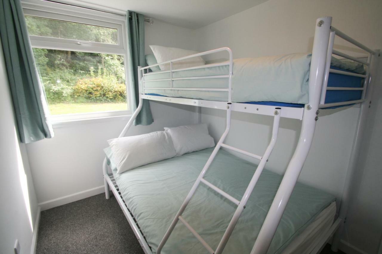 Freshwater Bay Holiday Cottages ペンブローク エクステリア 写真